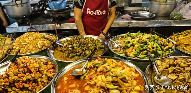 为何泰国人很少自己做饭？看到当地的菜市场才明白，都不想回国了