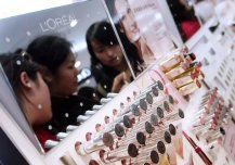 <b>美国美妆市场遭遇逆风周期，欧莱雅称“今年有些艰难”</b>