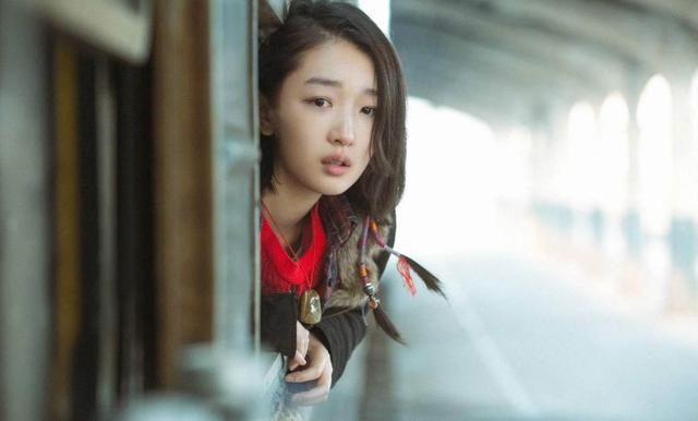 90后四小花旦看不见的硝烟,郑爽还演偶像剧,三人已“内道超车”
