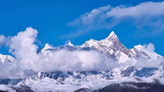 中国唯一不收费高速公路,5小时能看遍世间最美风景