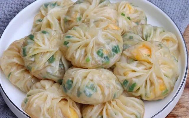 不揉面不发面的韭菜粉丝包！懒人做法
