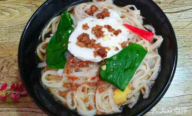 上过2次《舌尖》,被漏掉那么多美食,这座小城早该火了…