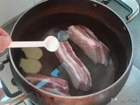 原汁原味的“白切肉”做法,肉质细嫩,肥而不腻,肉香诱人!