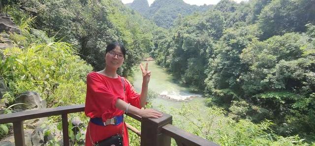 八月,穿越那片花海那湾水