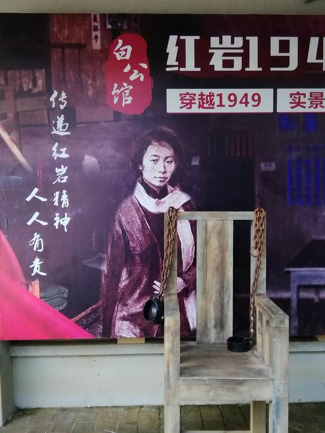 八月,穿越那片花海那湾水