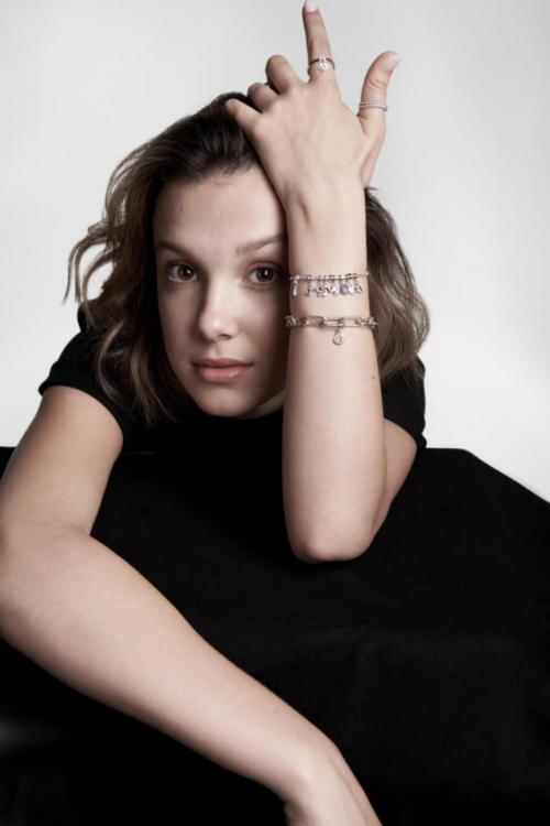 Millie Bobby Brown个性演绎Pandora Me系列