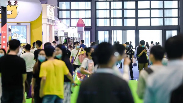 118603专业买家,2000家展商汇聚童博会,快来占据流量高地！